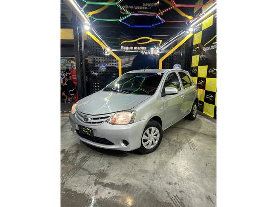 TOYOTA ETIOS 1.5 X SEDAN 16V FLEX 4P MANUAL TOYOTA ETIOS 1.5 X SEDAN 16V FLEX 4P MANUAL